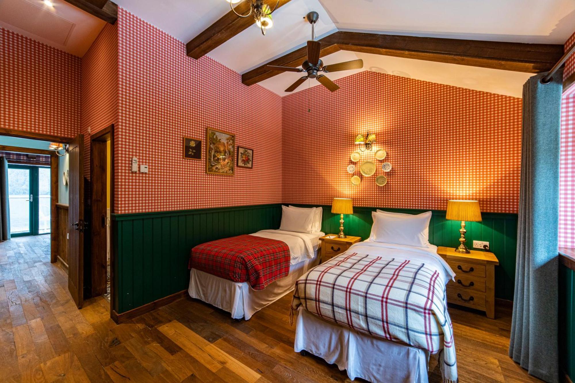 Black Sheep Hotels Cabins Spean Bridge Ngoại thất bức ảnh